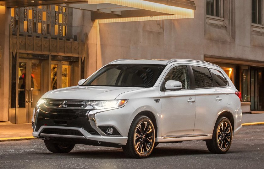 میتسوبیشی اوتلندر PHEV