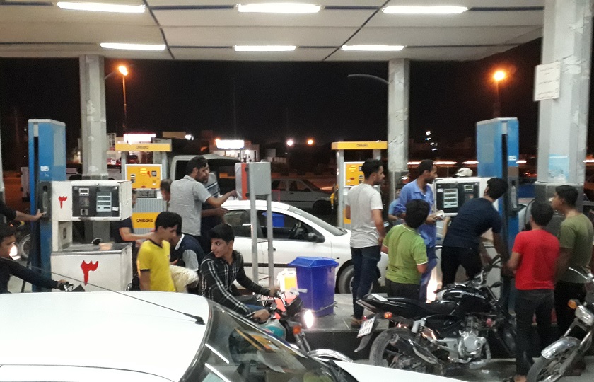 Image result for ‫نایاب شدن بنزین در جایگاه های سوخت‬‎
