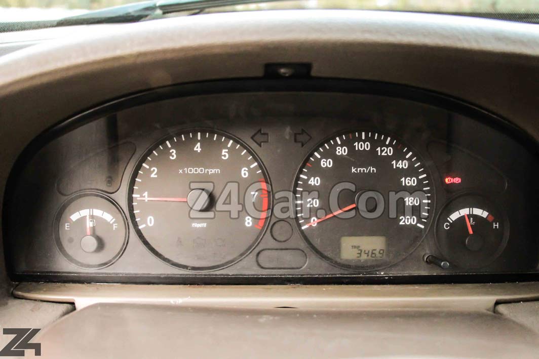 صفحه کیلومتر پژو 405 SLX