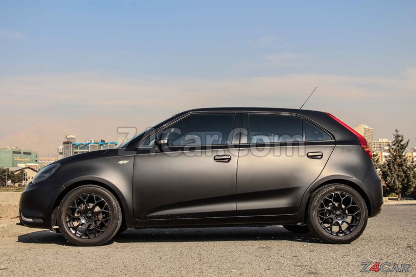 نمای جانبی ام جی 3