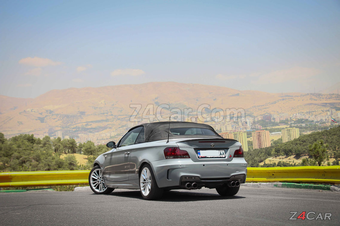 نمای عقب بی ام و 125i کروک 2011