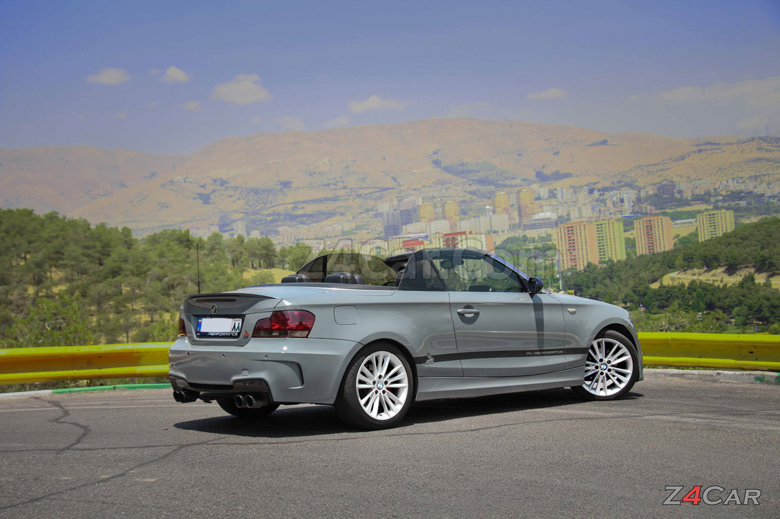 نمای جانبی بی ام و 125i کروک 2011