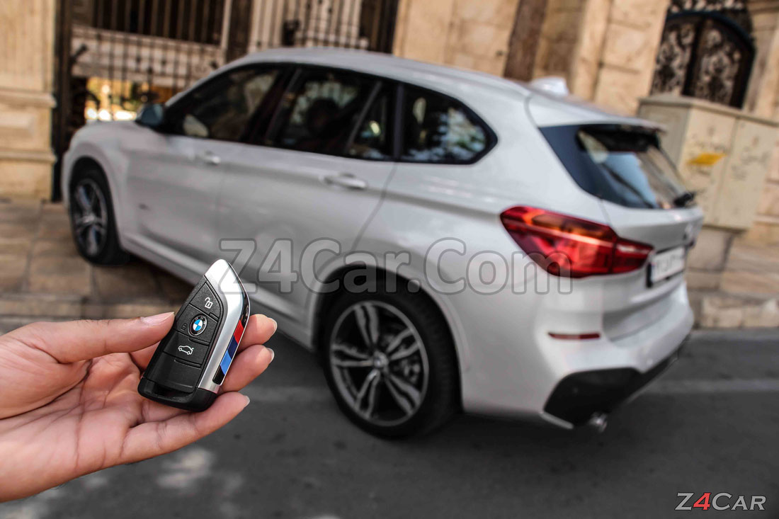 نمای جانبی بی ام و x1 2.5 مدل 2017