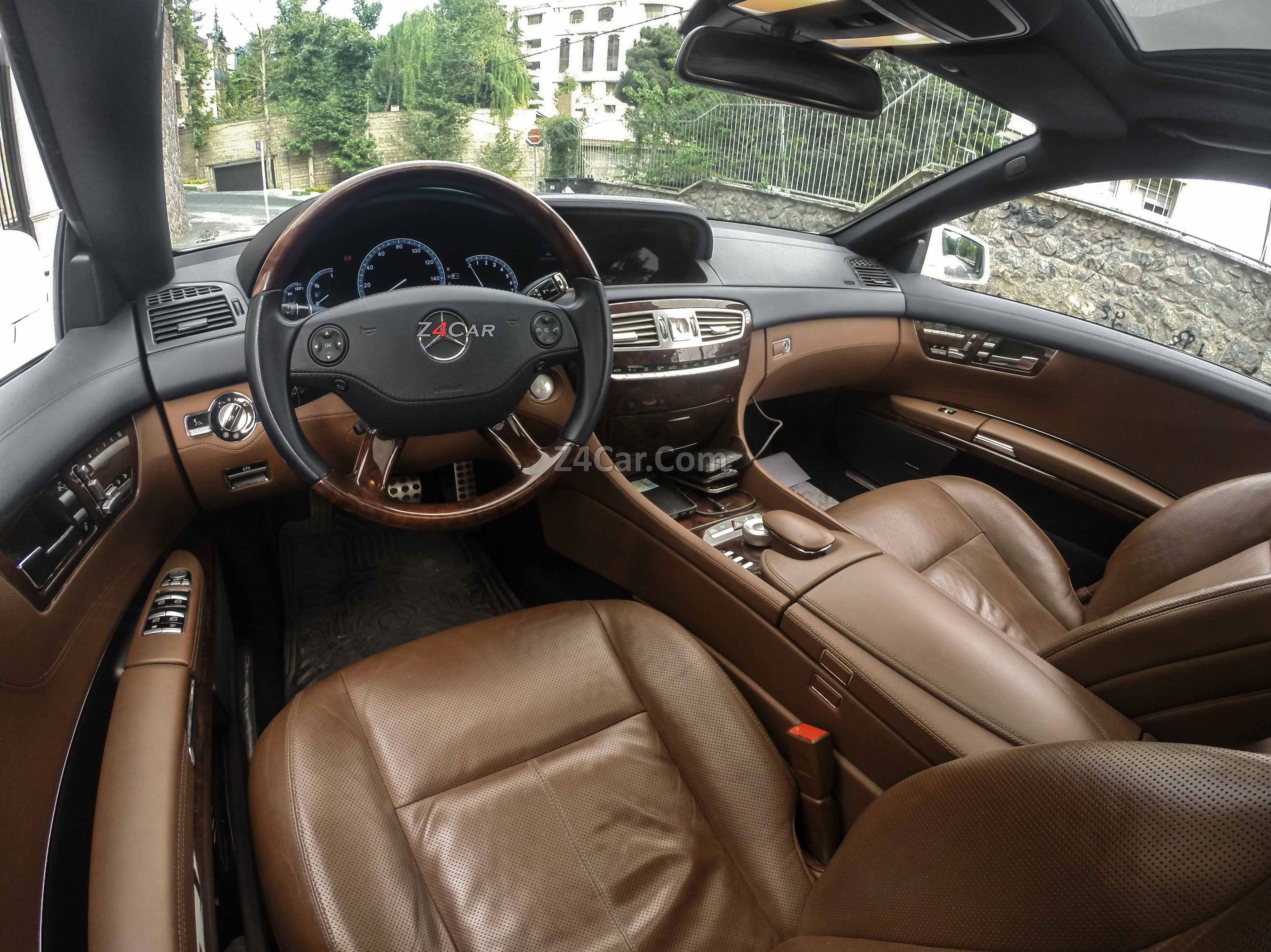 نمای داخلی بنز CL500