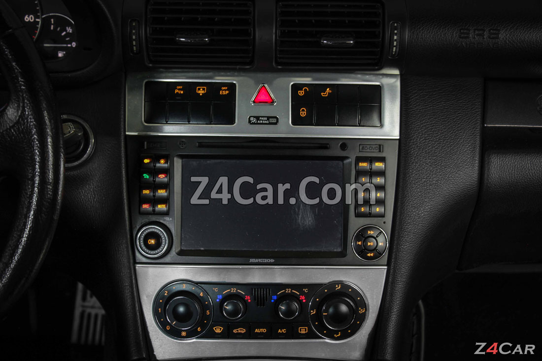 مانیتور داشبورد بنز C200 2005