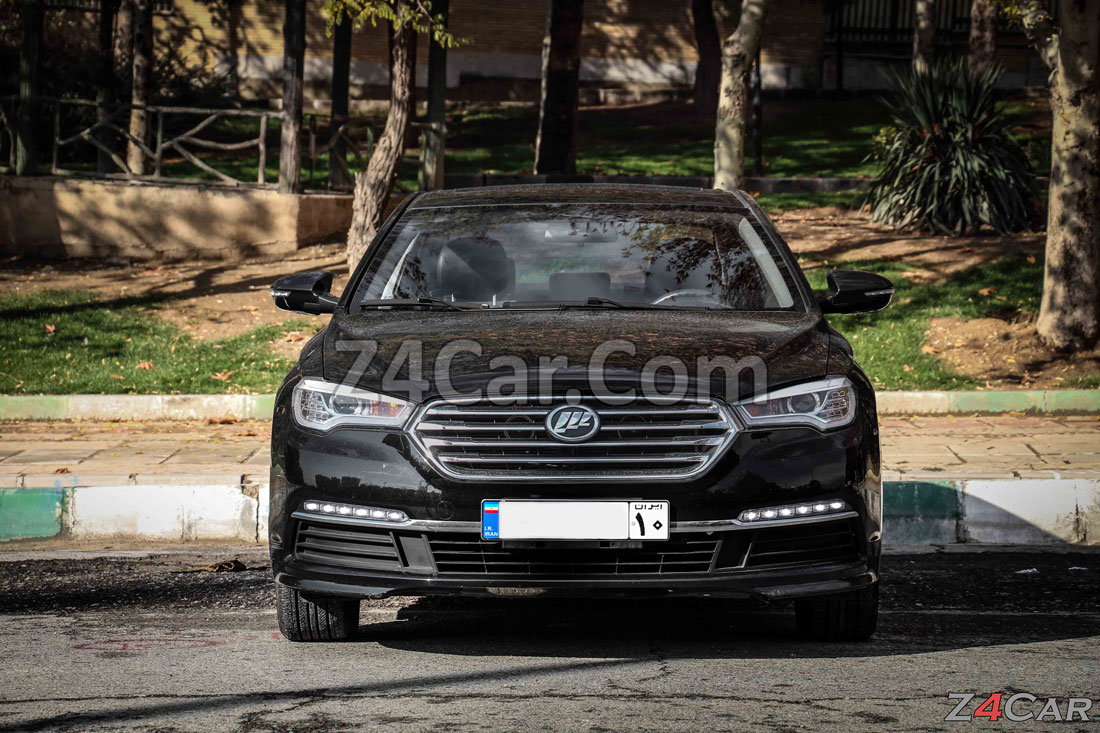 نمای جلو لیفان 820