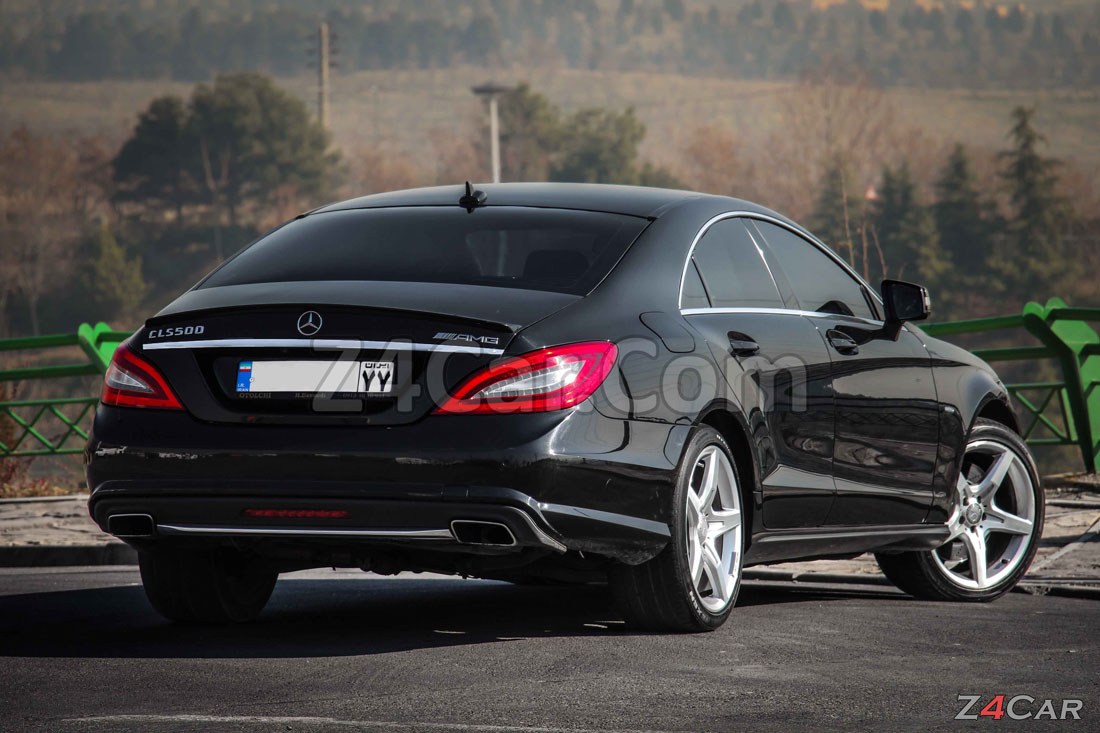 نمای عقب بنز CLS500 مدل 2011-2013