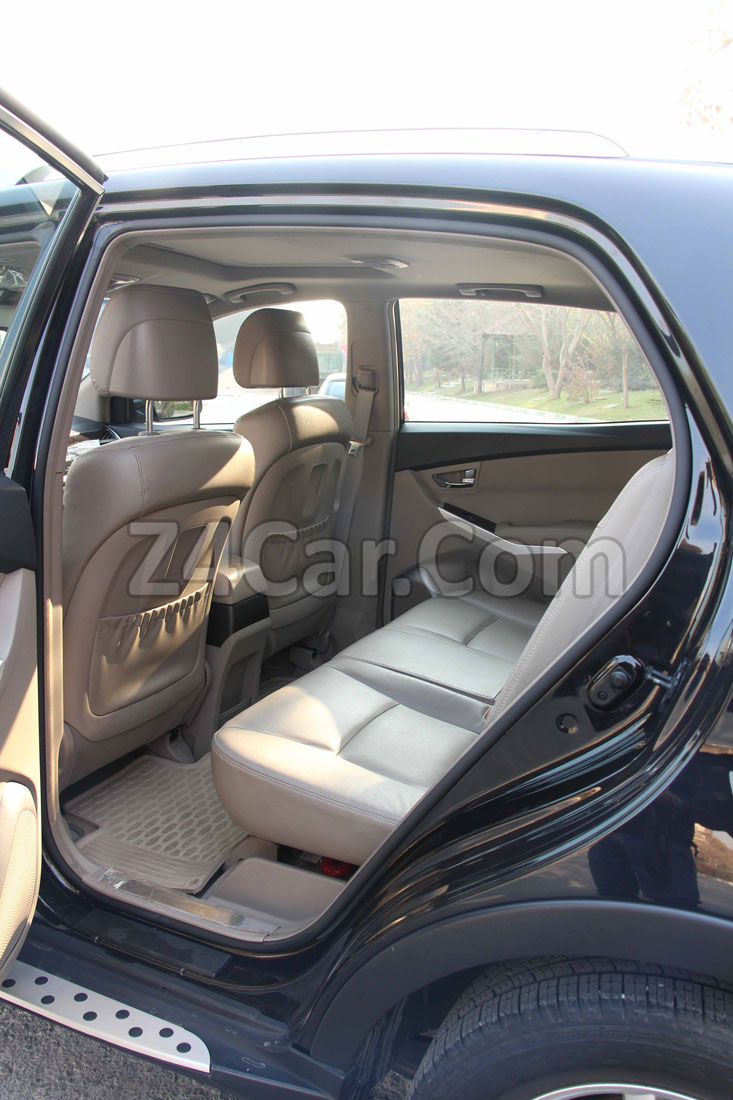 فضای ردیف عقب سانگ یانگ کوراندو 2015-2017