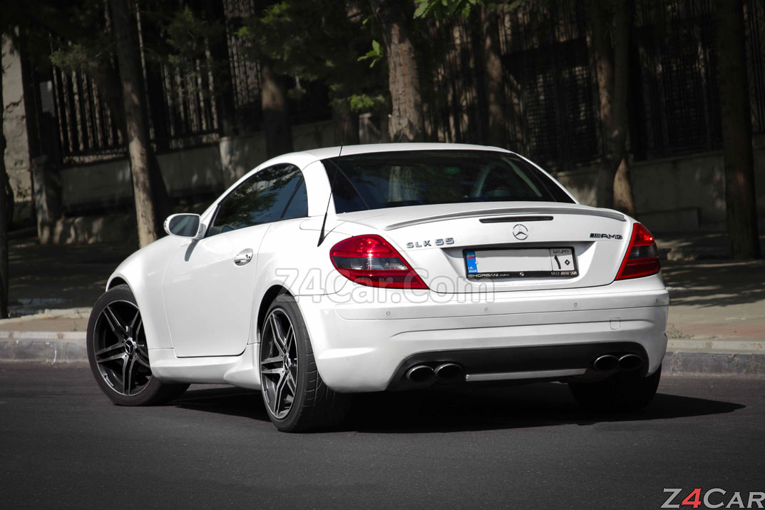 نمای عقب بنز SLK 2007