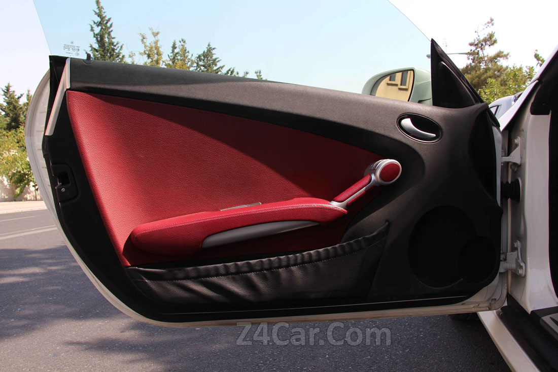 نمای داخلی درب بنز SLK 2007
