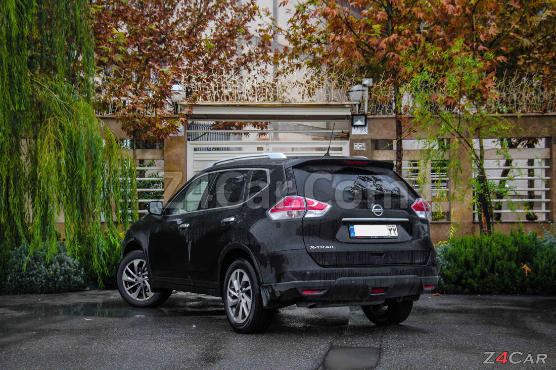 نمای عقب نیسان X-trail 2016