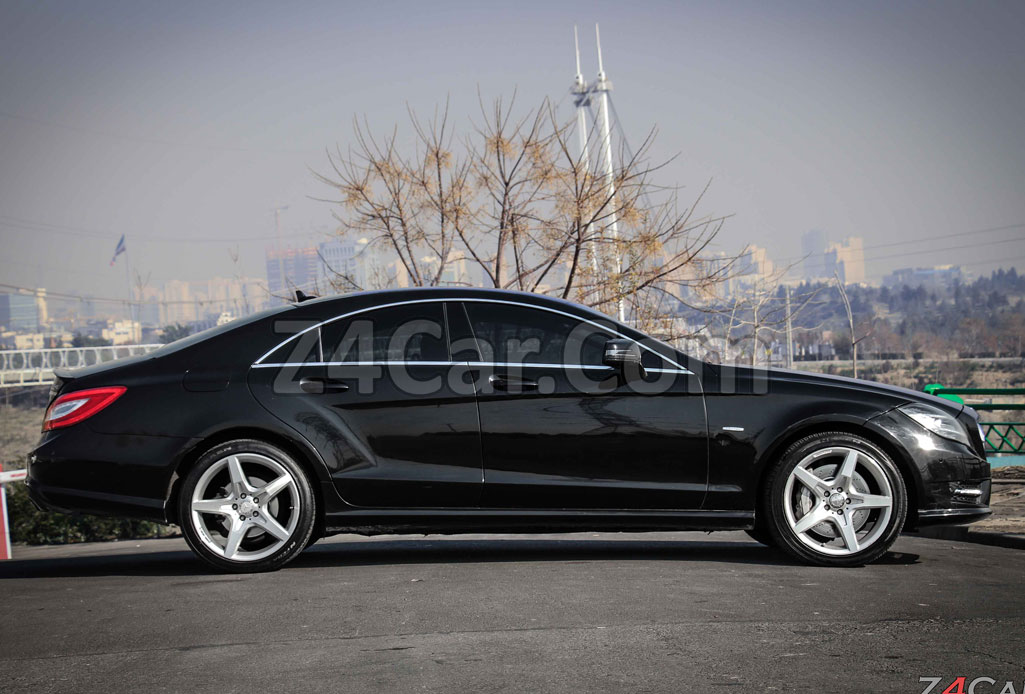 نمای جانبی بنز CLS500 مدل 2011-2013