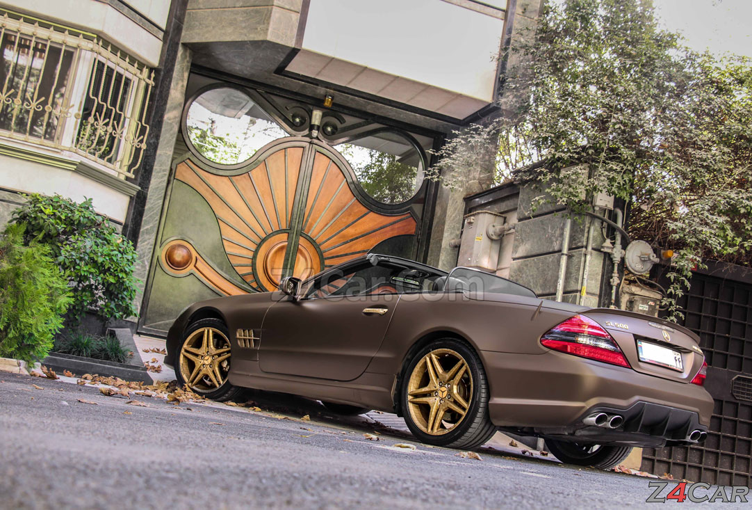 نمای جانبی بنز SL500 2009