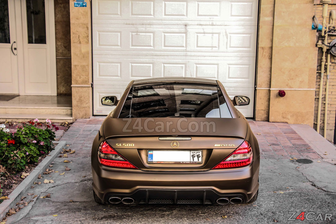 نمای عقب بنز SL500 2009