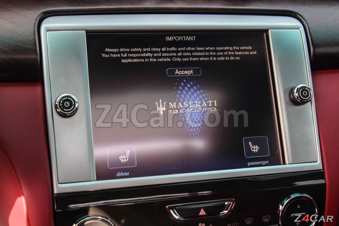 نمایشگر داشبورد مازراتی کواتروپورته 2014