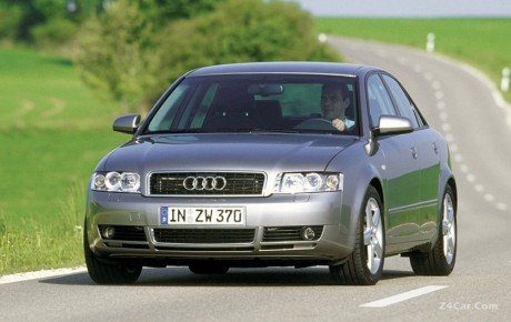 مشخصات فنی آئودی A4 مدل ۲۰۰۱-۲۰۰۴ به همراه گالری تصاویر