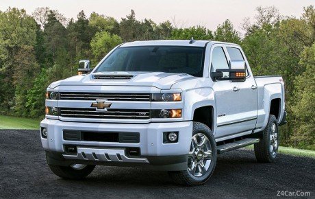 مشخصات فنی شورلت سیلورادو مدل ۲۰۱۷-۲۰۱۸ به همراه گالری تصاویر