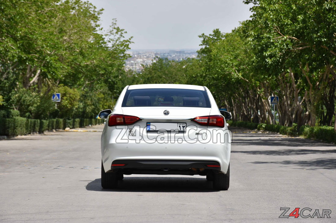 نمای عقب ام جی 360