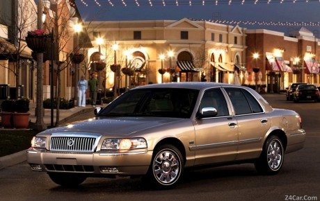 مشخصات فنی مرکوری Grand Marquis  مدل ۲۰۰۳-۲۰۱۰ به همراه گالری تصاویر