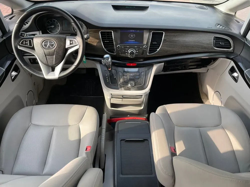 مشخصات جک M5 MPV مدل2014-2017