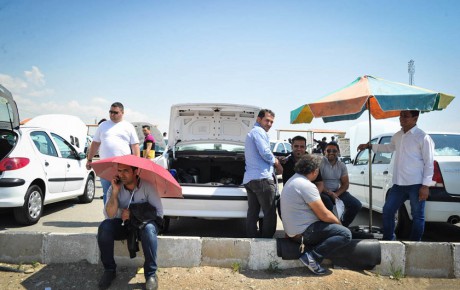 وضعیت خرید خودرو دشوارتر میشود