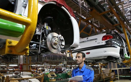 درخواست خودروسازها برای افزایش قیمت در سال ۹۷