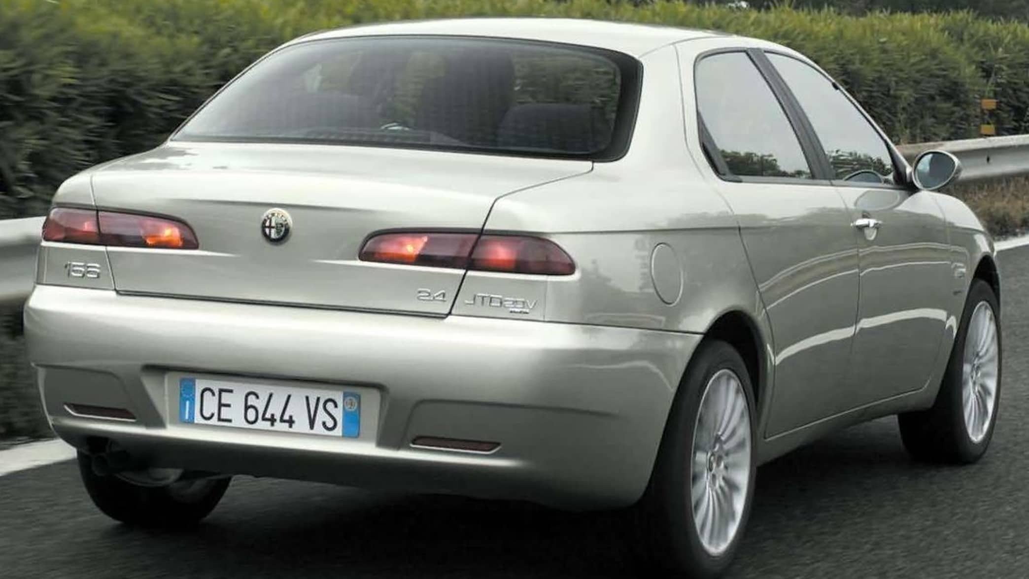 آلفارومئو 156 2004-2006