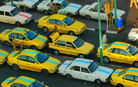 تخلف آشکار سازمان تاکسیرانی تهران در دریافت کرایه اضافی