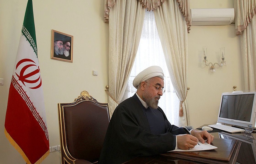 روحانی خواستار رسیدگی بدون نوبت به تخلفات واردات خودرو شد
