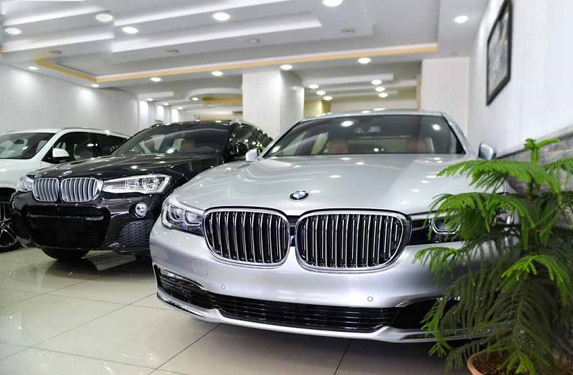 مرد هزار چهره بازار خودرو کیست؟