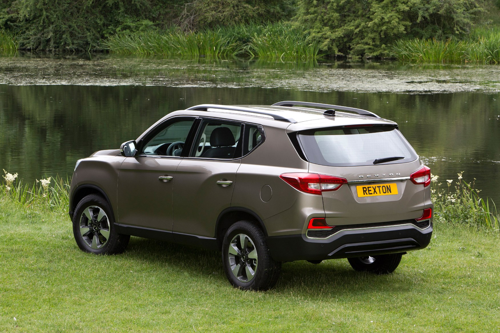 سانگ یانگ رکستون G4 را بیشتر بشناسید + گالری تصاویر