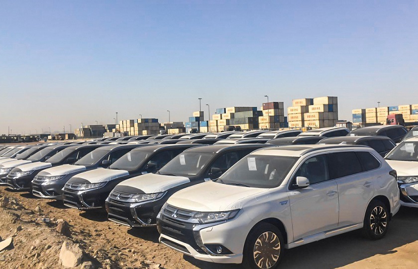 بلاتکلیفی دریافتکنندگان ارز دولتی برای ترخیص خودرو