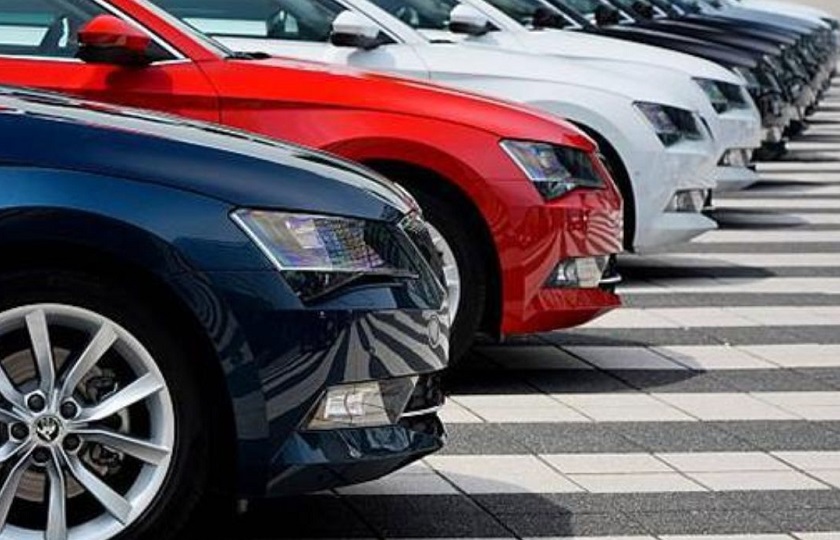 تاثیر ممنوعیت واردات خودرو بر بازار خودروهای تولید داخل