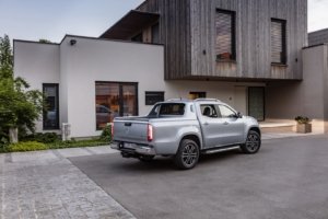 عدم تمایل مرسدس به طراحی نسخه آام‌گ X کلاس + تصاویر