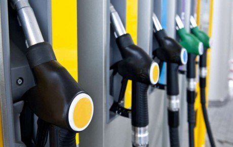 با تحریم ایران بنزین در آمریکا ۶۰ درصد گران شد