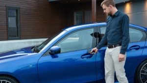 رونمایی از نسل جدید بی ام و سری 3 در پاریس