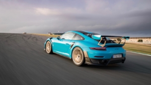 رونمایی از پکیج کلاب اسپرت برای پورشه 911 GT2 RS + تصاویر