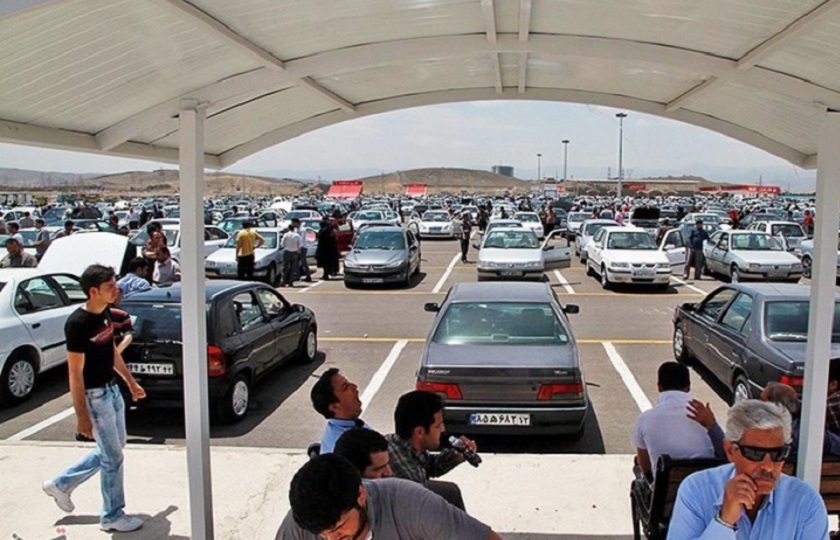 با سکوت وزیر صنعت بازار خودرو کاملاً در بلاتکلیفی به سر میبرد