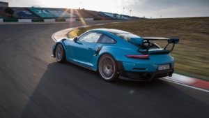 رونمایی از پکیج کلاب اسپرت برای پورشه 911 GT2 RS + تصاویر