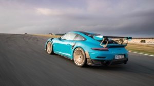رونمایی از پکیج کلاب اسپرت برای پورشه 911 GT2 RS + تصاویر