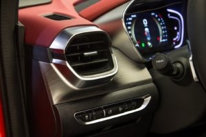 رونمایی رسمی از جیلی بین یو در چین + تصاویر