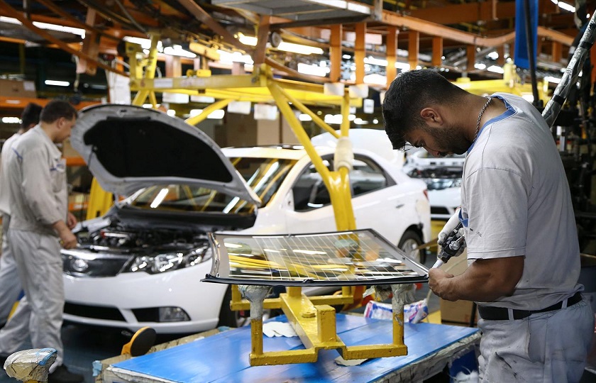 خودروسازان چاره‌ای جز افزایش قیمت‌ها ندارند