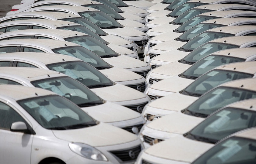 14 هزار دستگاه خودروی وارداتی در گمرک و مناطق آزاد دپو شده است
