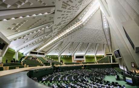 قیمت خودرو در مجلس با حضور وزیر صنعت بررسی خواهد شد