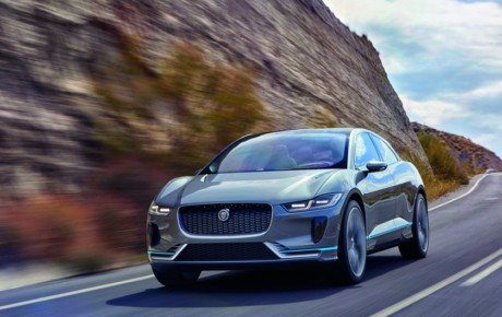 نخستین خودروی برقی جگوار دچار حریق شد