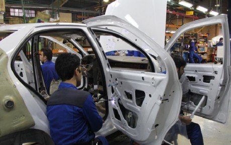 افت تولید ایران خودرو در آذرماه بیشتر شد