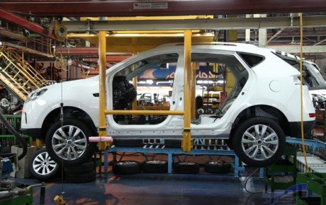 کاهش ۲.۳ درصدی تولید خودروسازان خصوصی