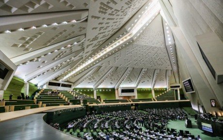 قیمت خودرو در مجلس با حضور وزیر صنعت بررسی خواهد شد