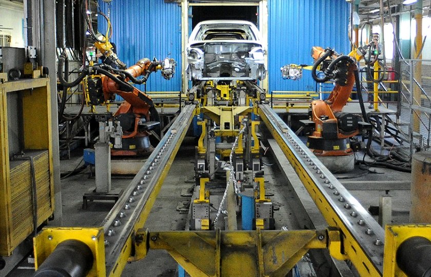 خودروسازان به مرور قیمت‌ها را افزایش می‌دهند