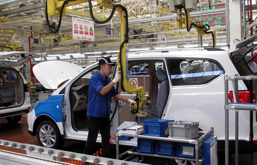 کاهش شدید فروش خودرو در چین
